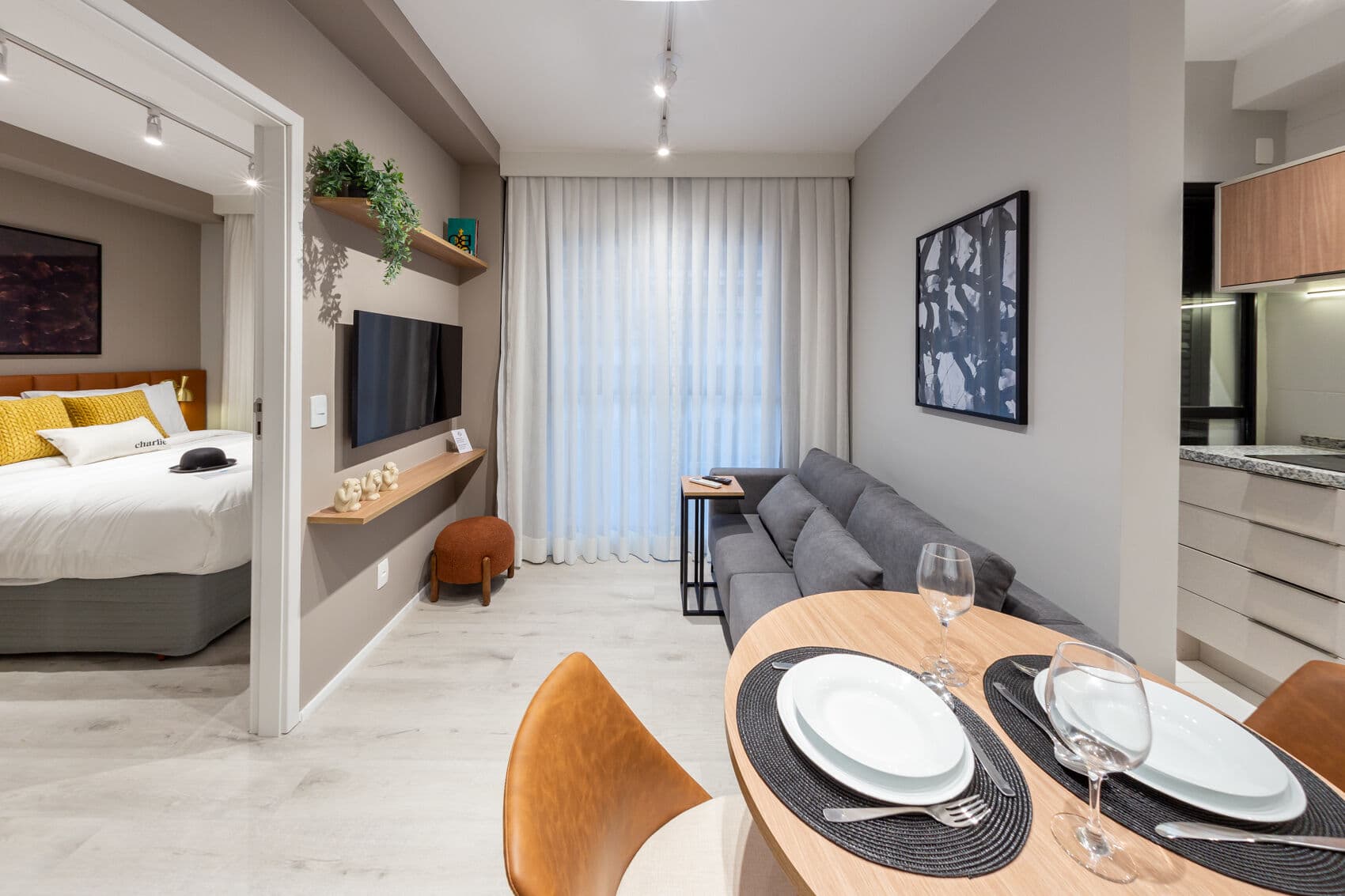 Charlie Contemporâneo Jardins Essential