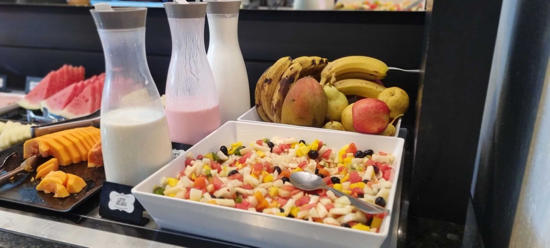 Paraíso Suítes by Charlie