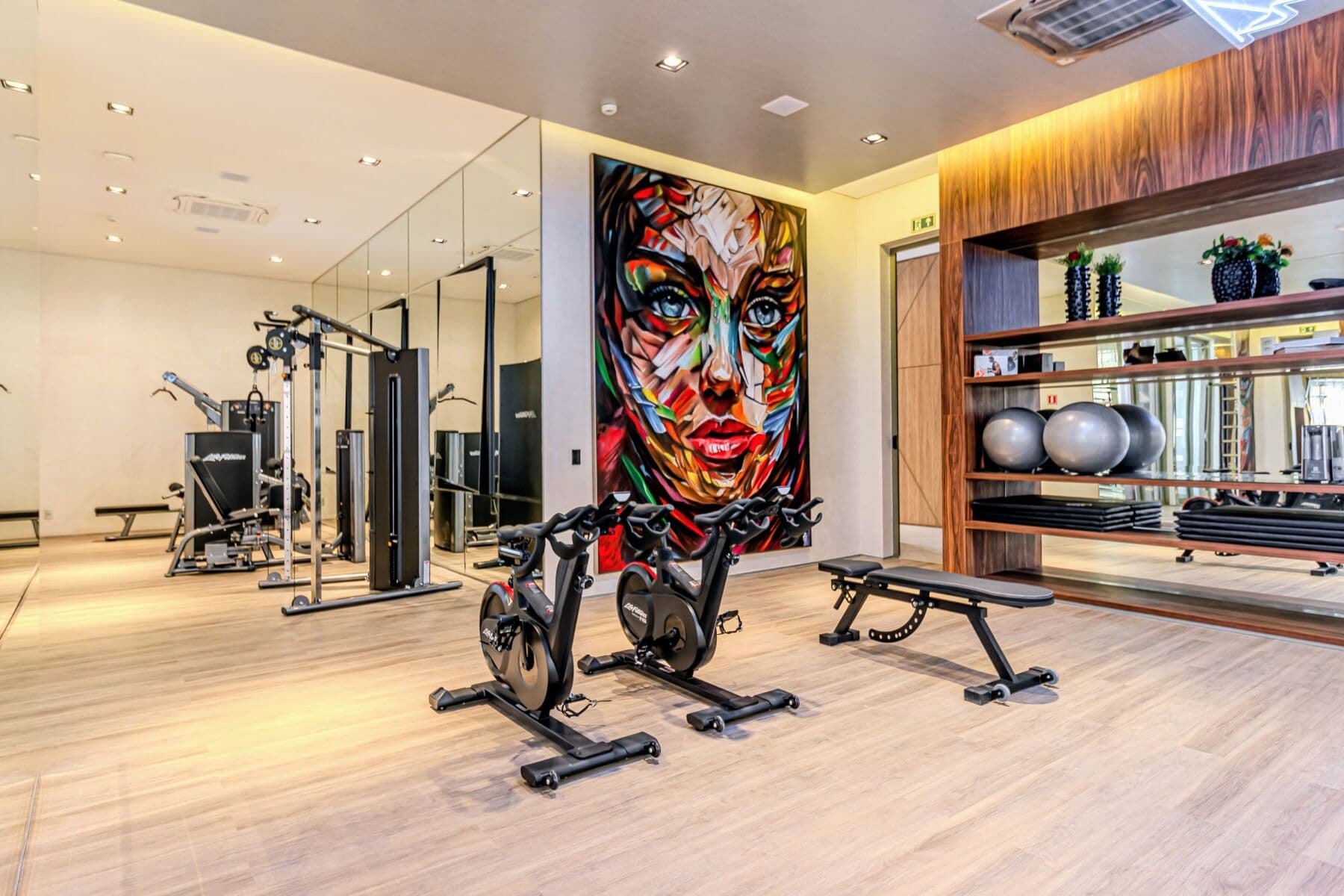 Charlie For You Perdizes