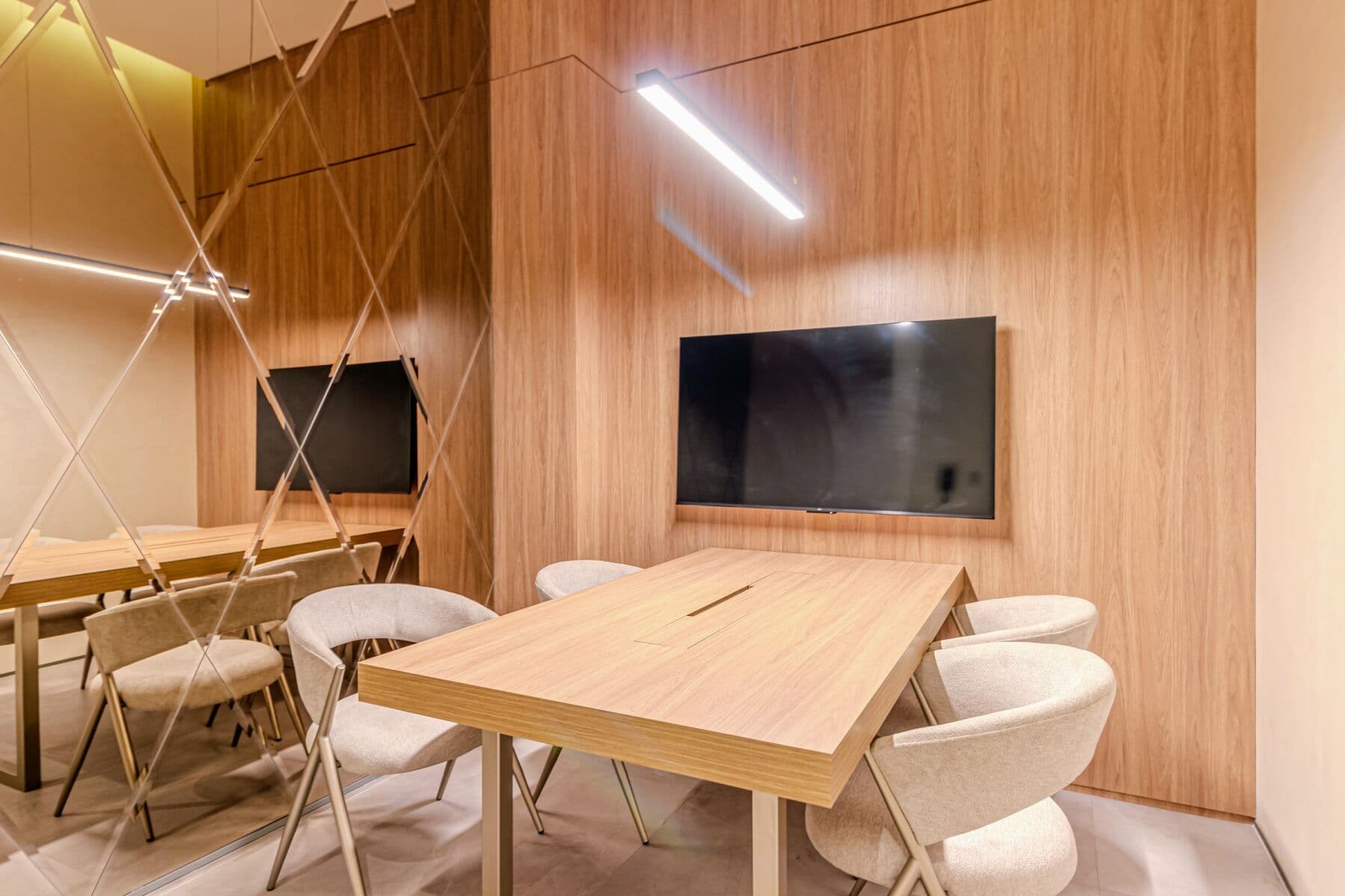 Charlie For You Perdizes