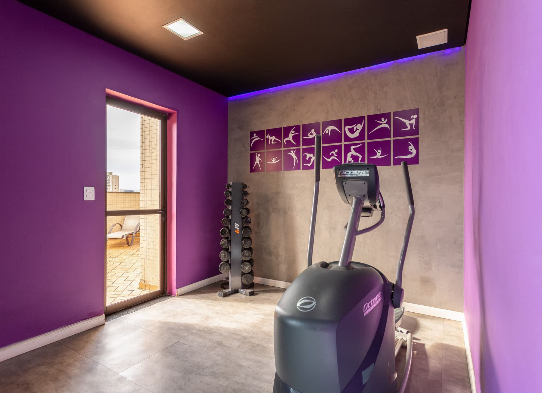 Paulista Suítes by Charlie