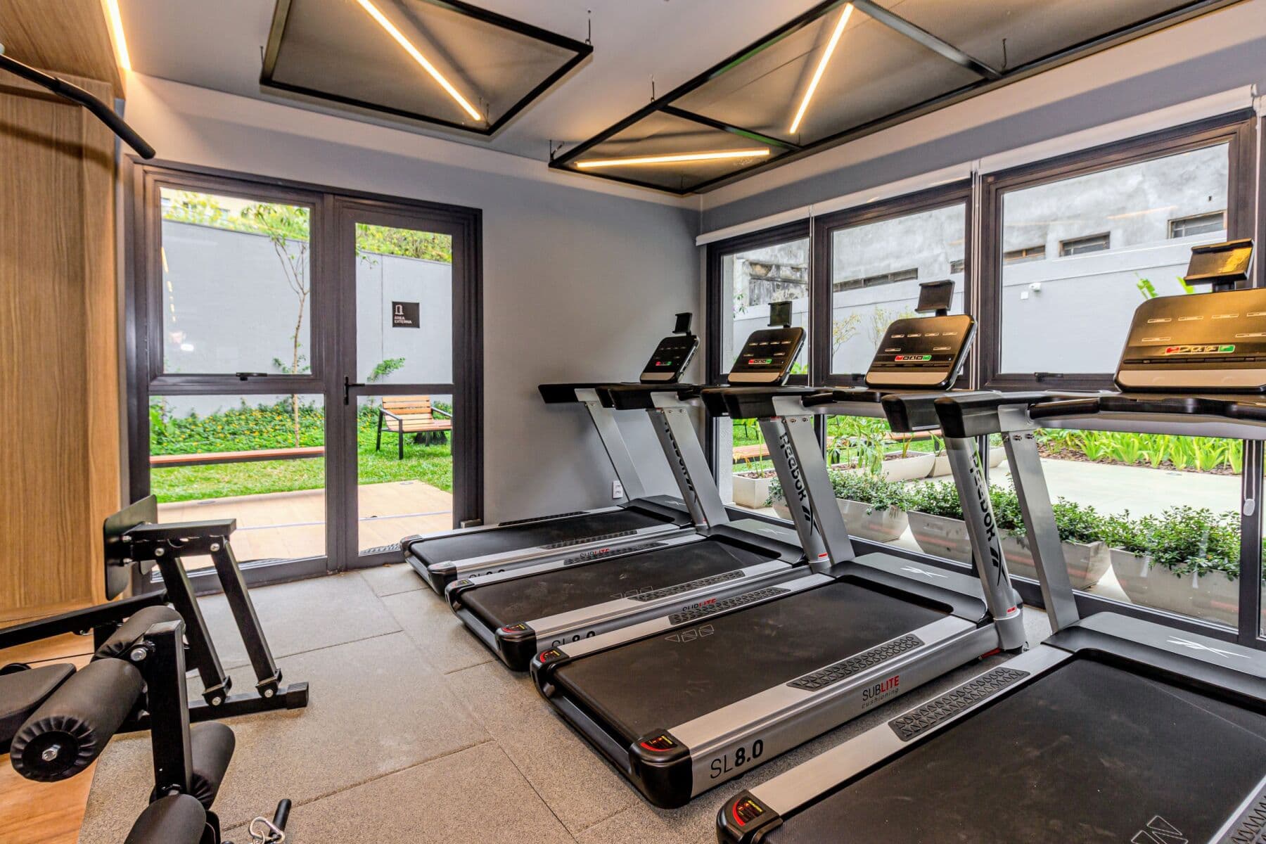 Charlie Nik Paulista