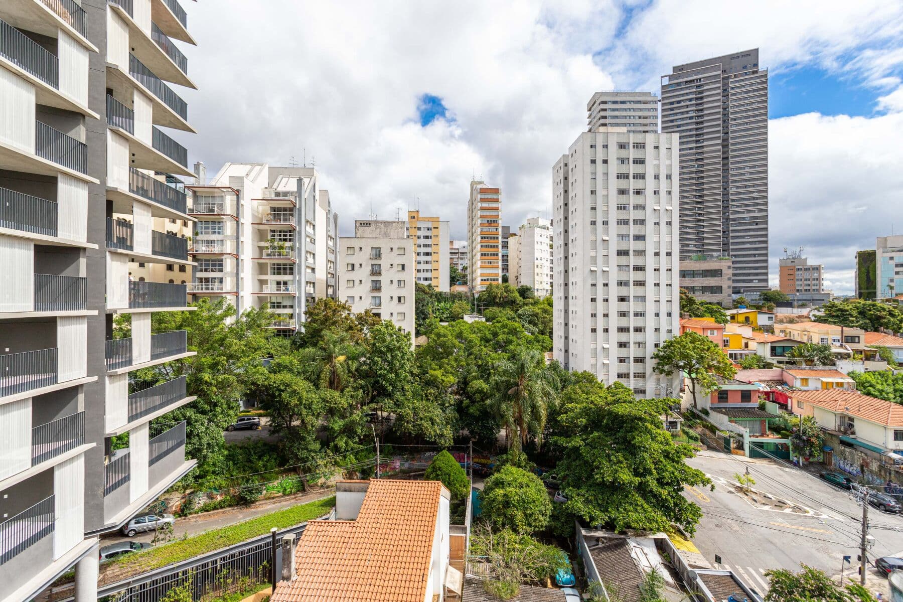 Charlie Onze22 Vila Madalena