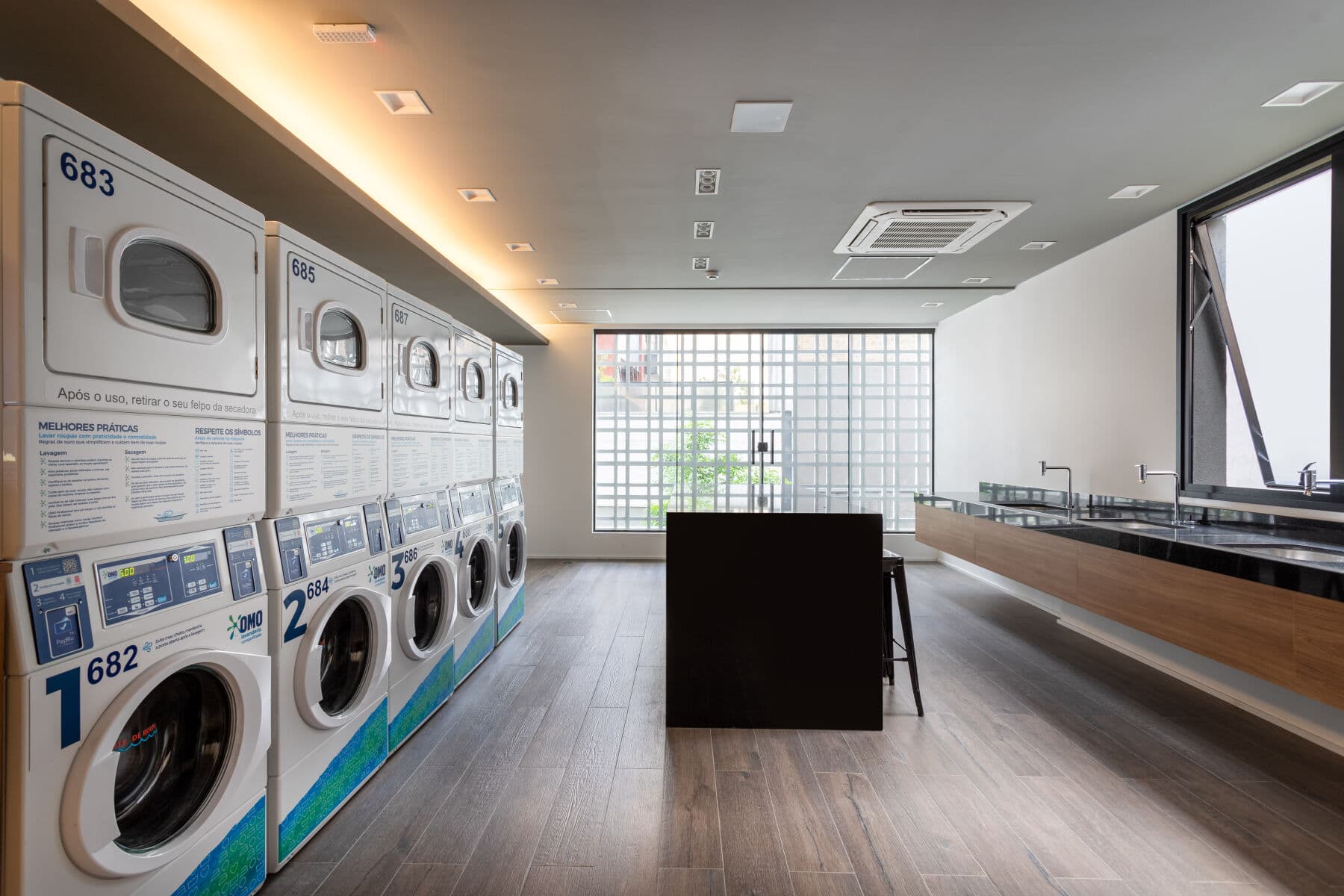 Charlie Oscar Freire