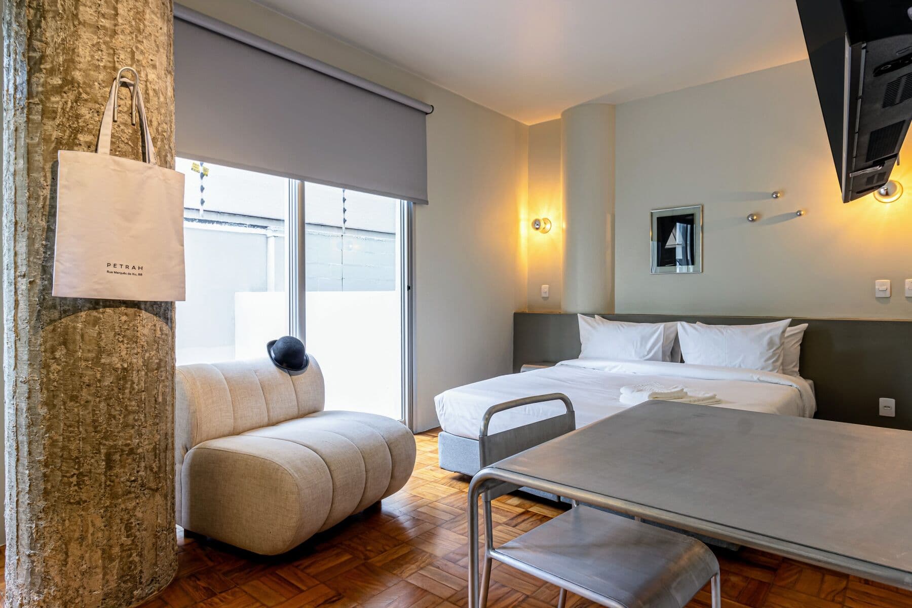 Charlie Petrah Vila Buarque