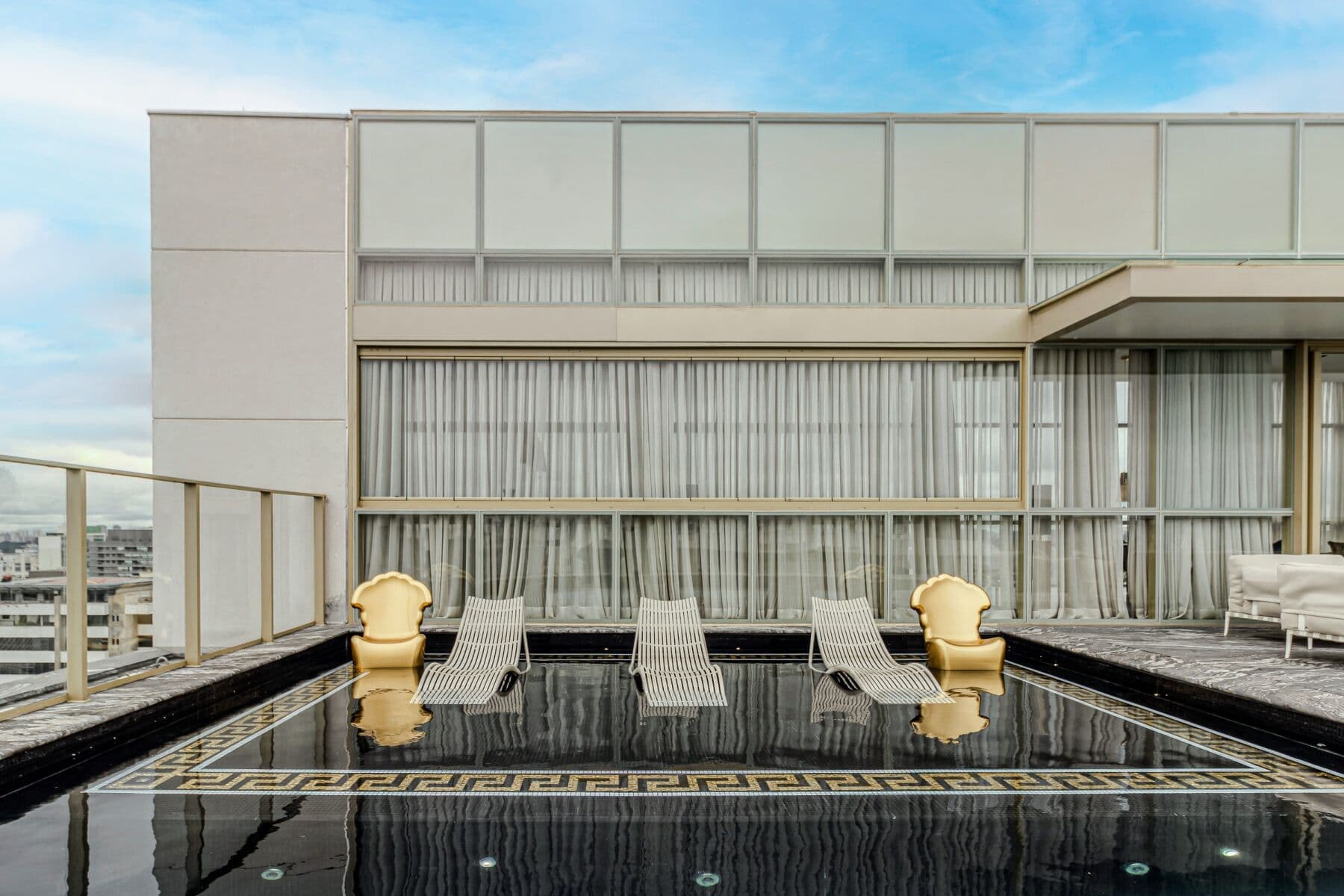 One of a Kind Charlie Hotel Ibirapuera