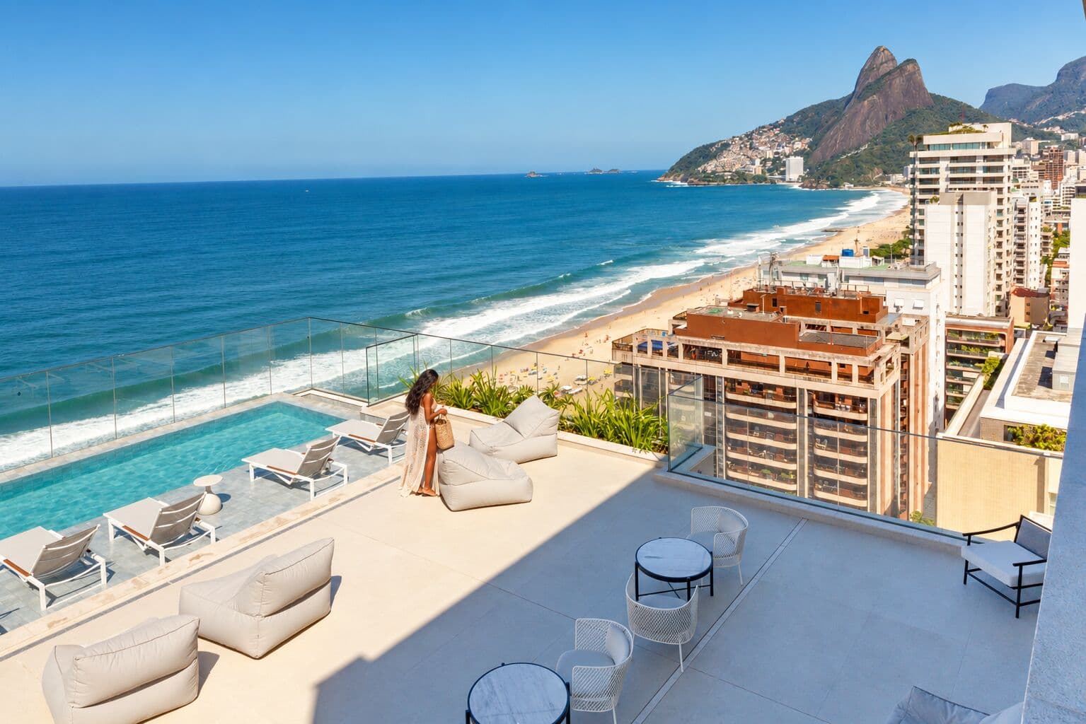 Charlie IPA Design Studios Ipanema
