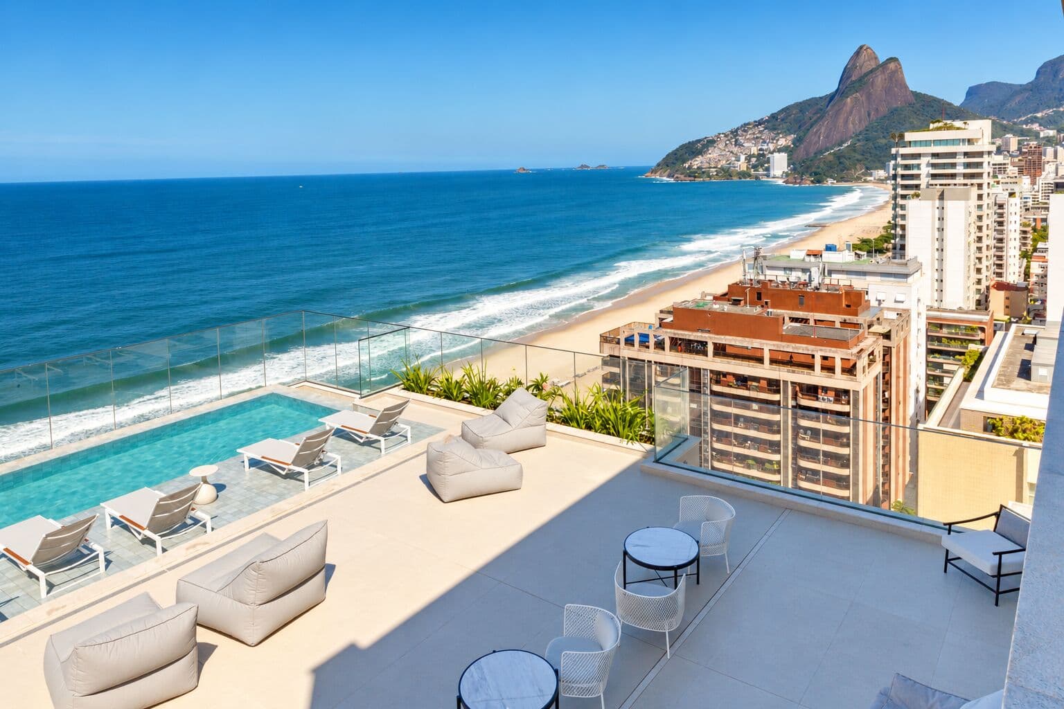 Charlie IPA Design Studios Ipanema