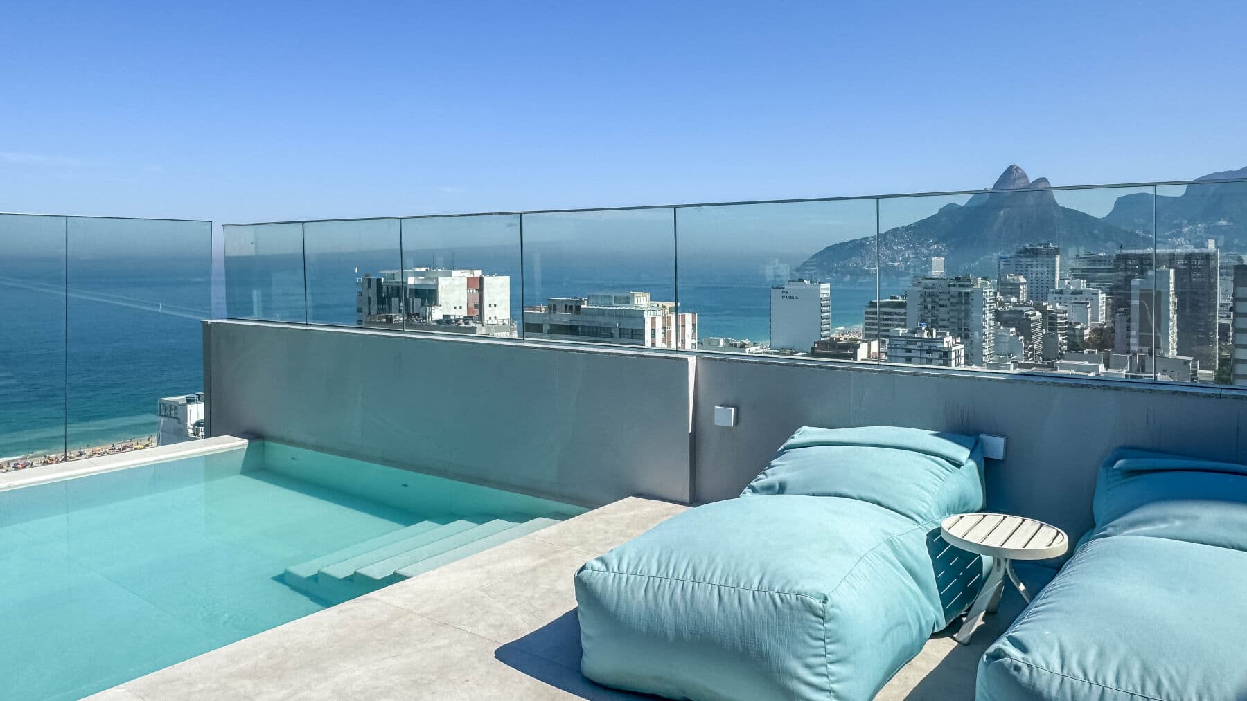 Charlie Alma Ipanema