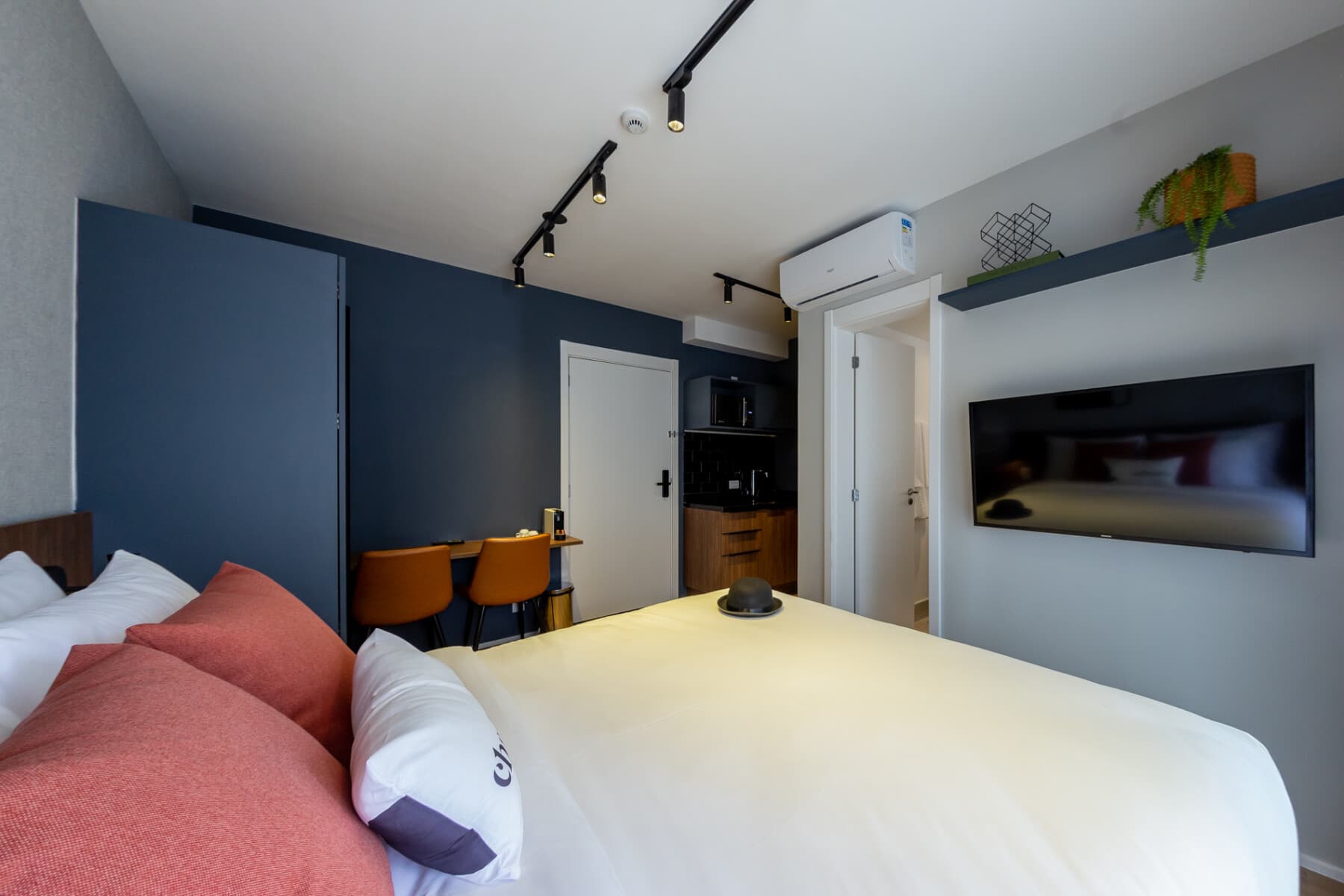 House of Charlie Paraíso