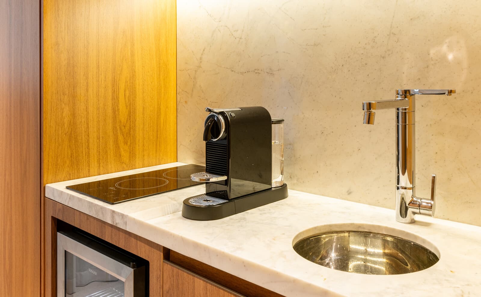 Studio Superior Casal 24m c cozinha s varanda - Exclusive Charlie Sintra Jardins