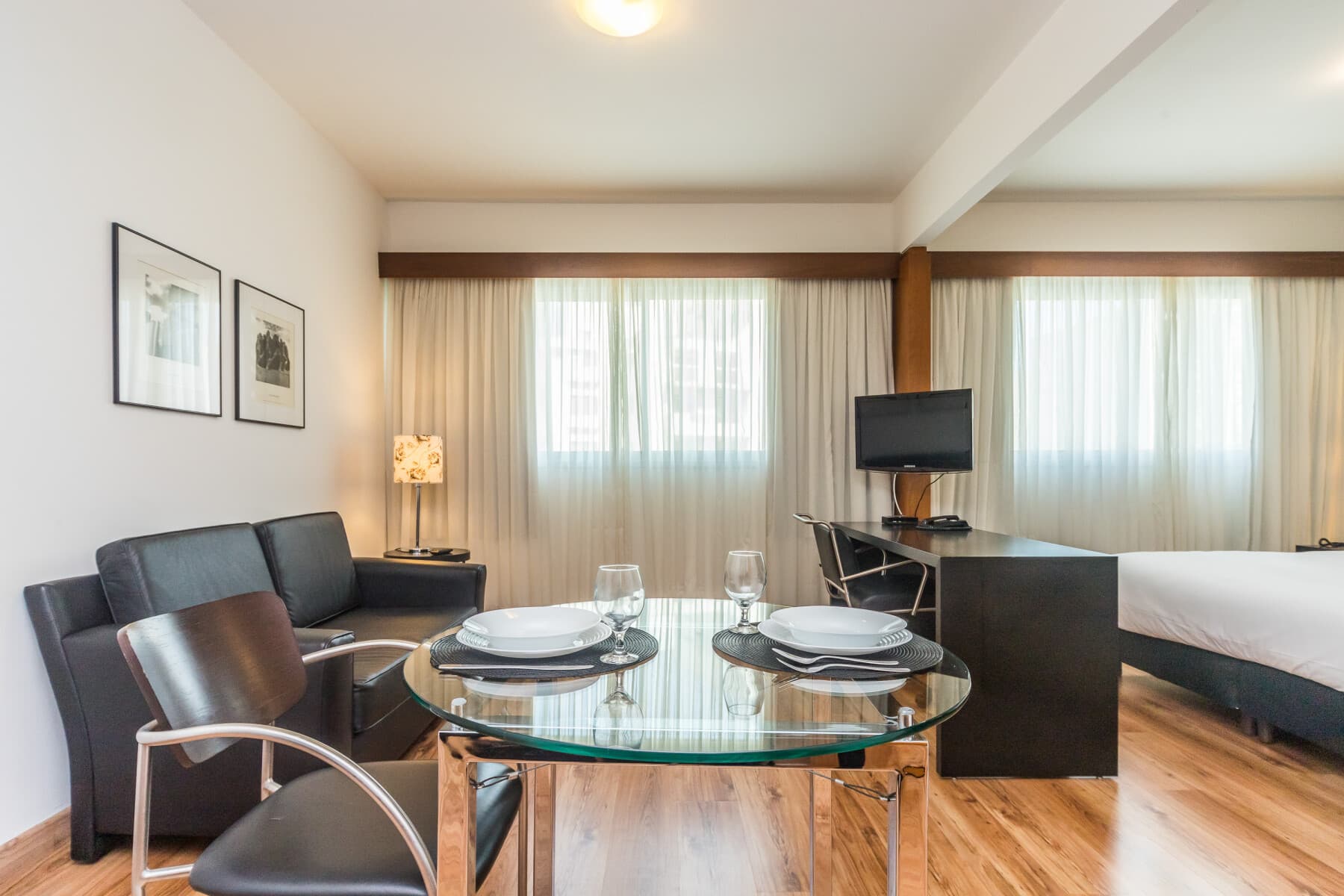 Suíte Standard Casal - PNE - Paraíso Suítes by Charlie