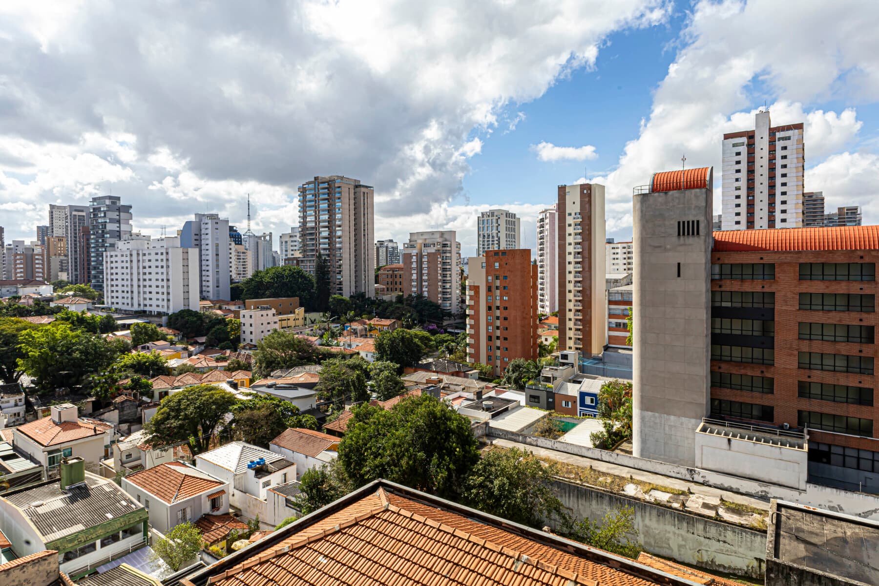 Charlie Librio Vila Mariana