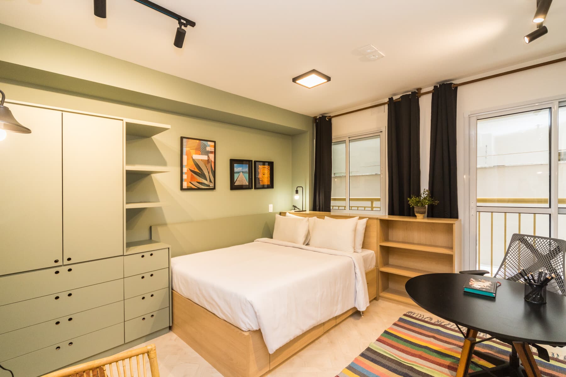 Studio Casal - Smart Charlie Mobi Pinheiros