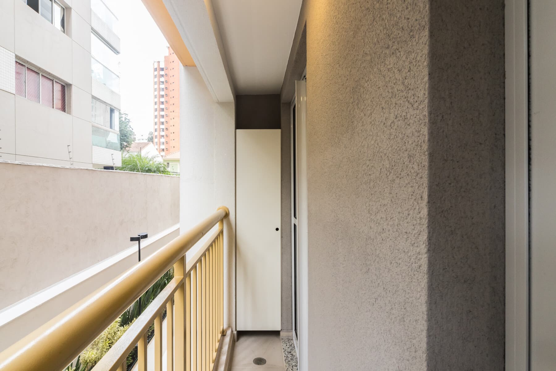 Studio Casal - Smart Charlie Mobi Pinheiros