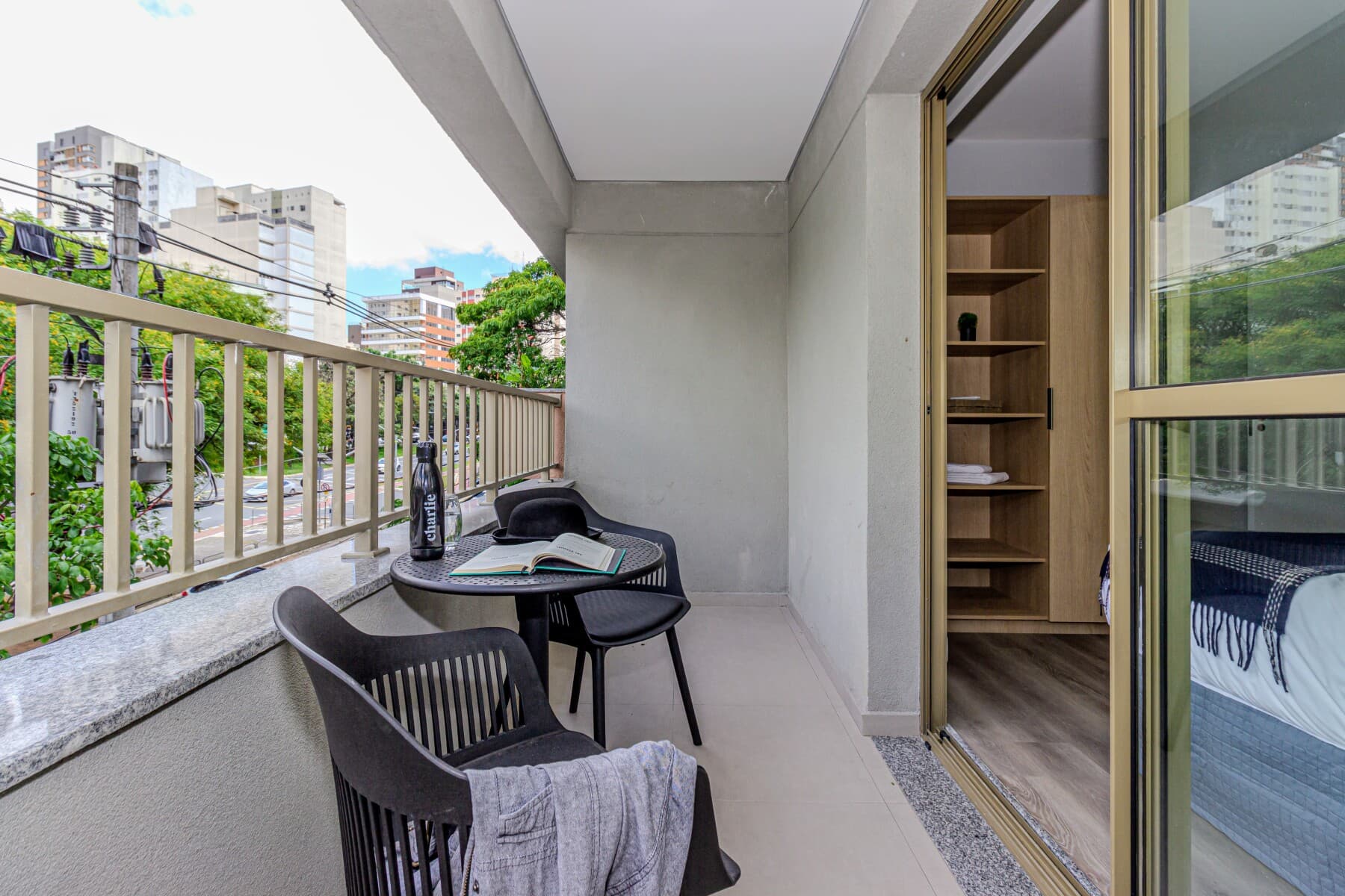 Charlie Nik Paradiso