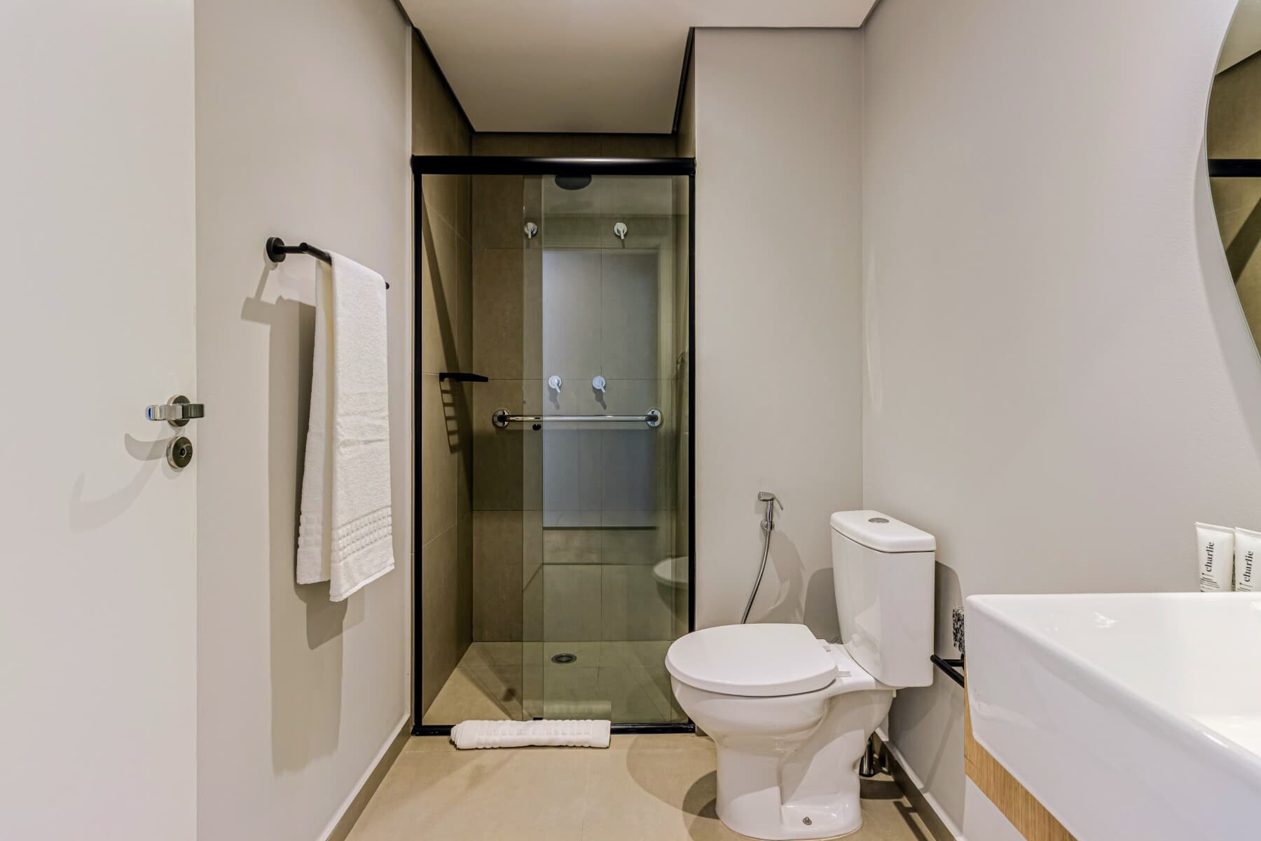 Charlie Nik Paradiso