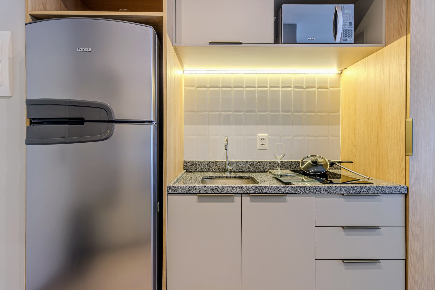 Charlie Nik Paradiso