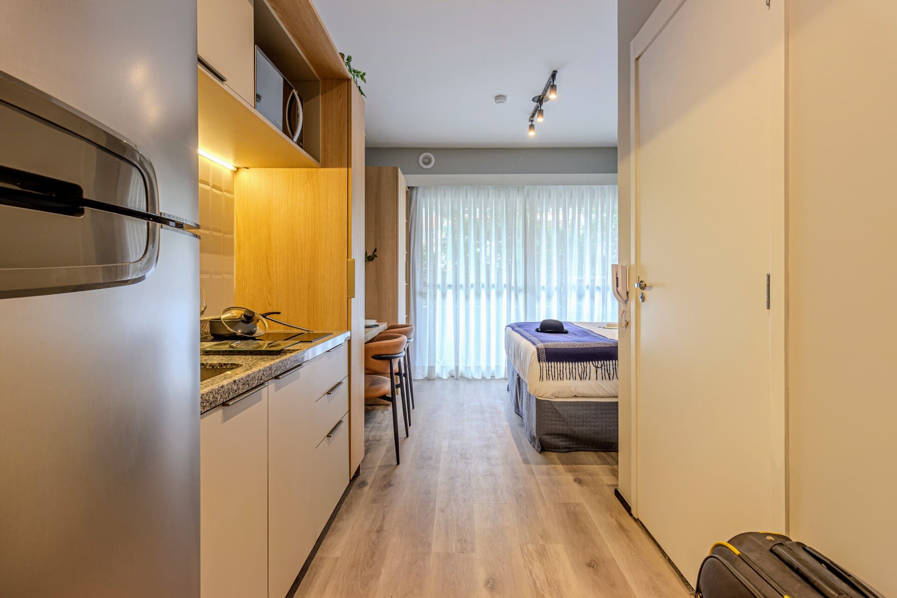 Charlie Nik Paradiso