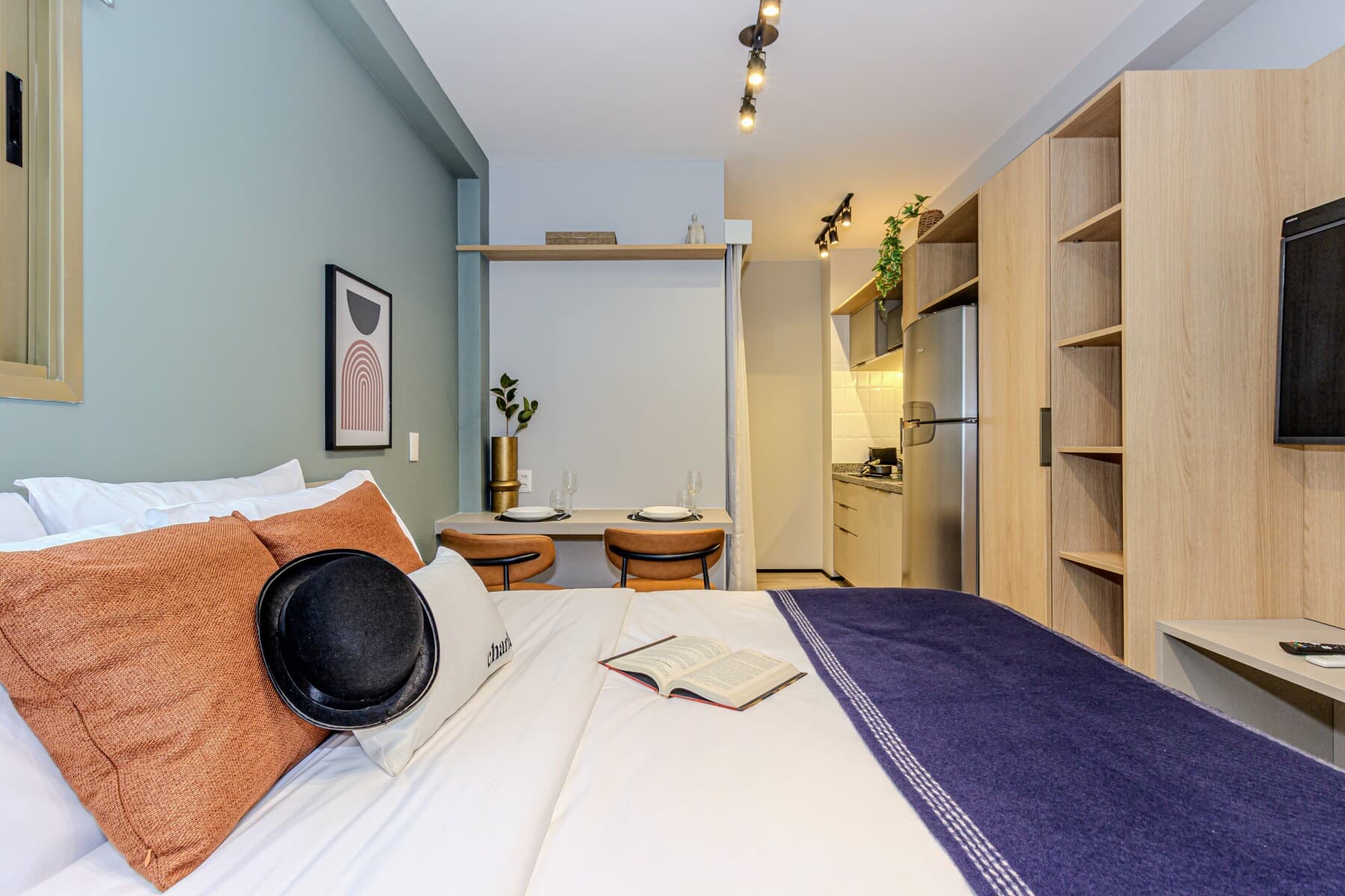 Charlie Nik Paradiso