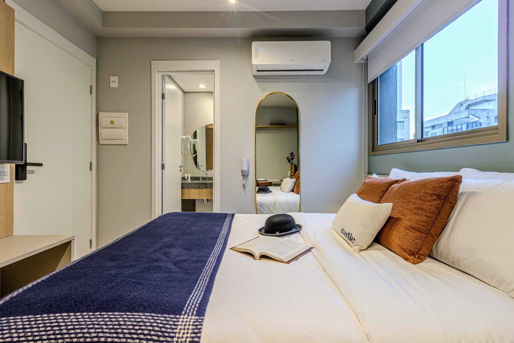 Charlie Nik Paradiso