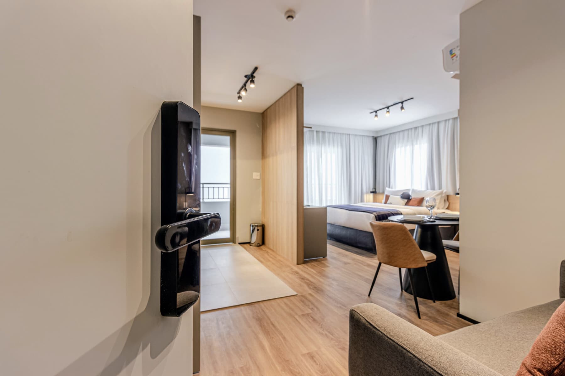 Charlie For You Perdizes