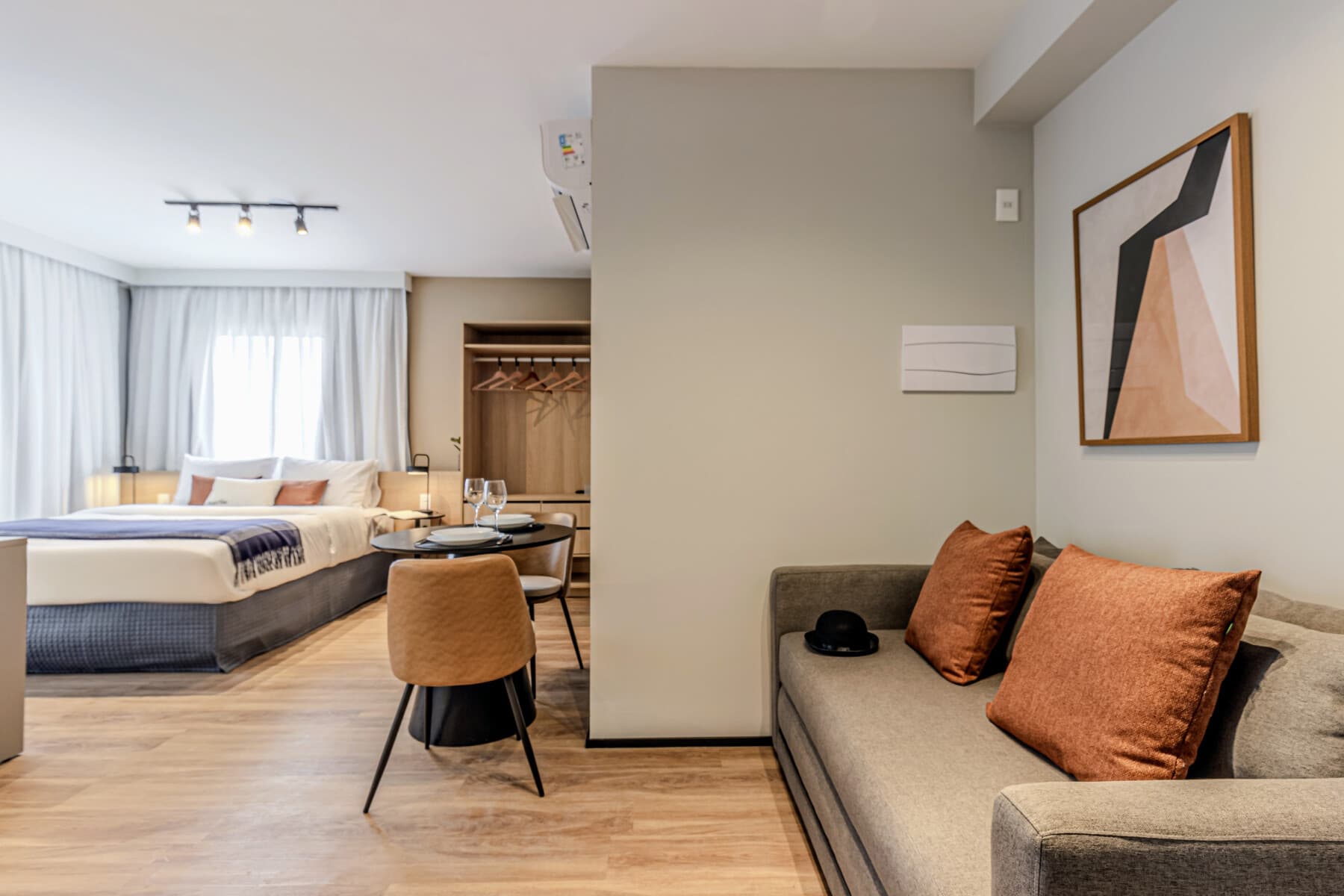 Charlie For You Perdizes