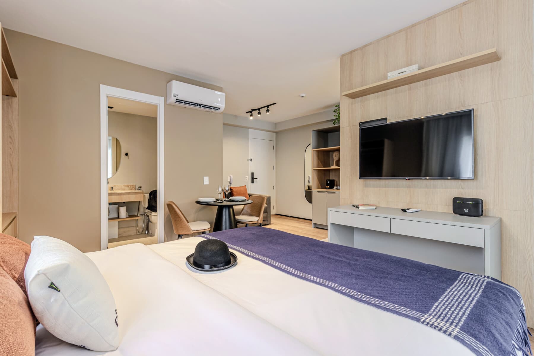 Charlie For You Perdizes