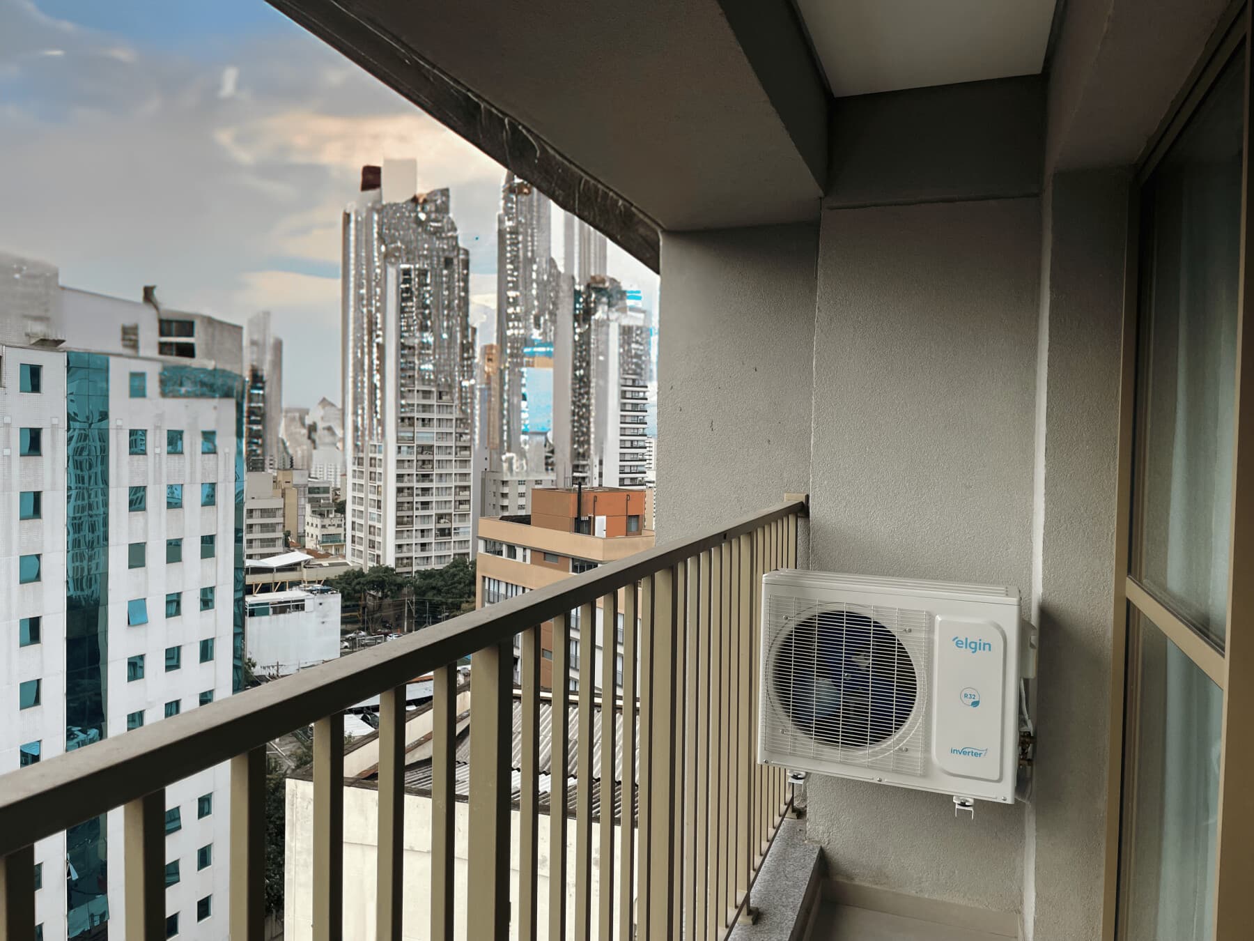 Charlie Nik Paradiso