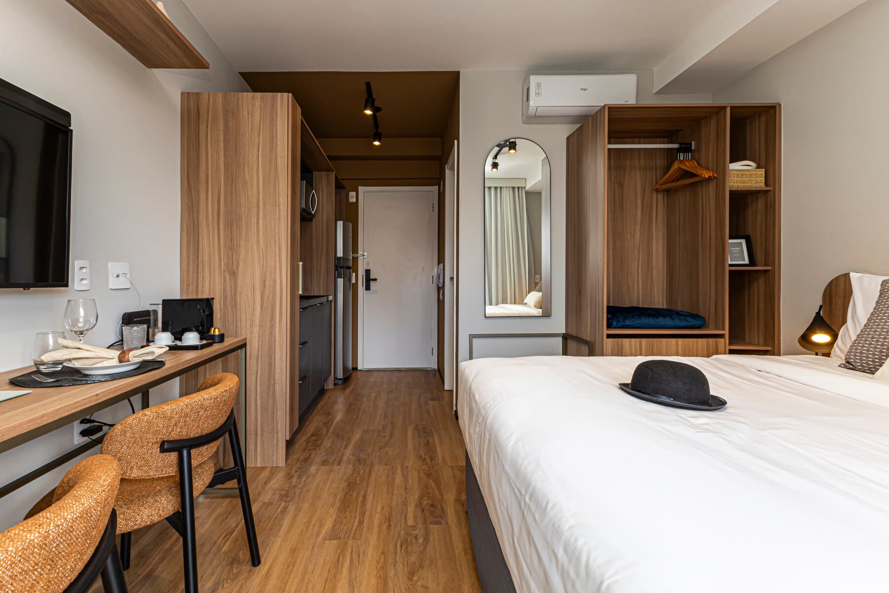 Charlie Librio Vila Mariana