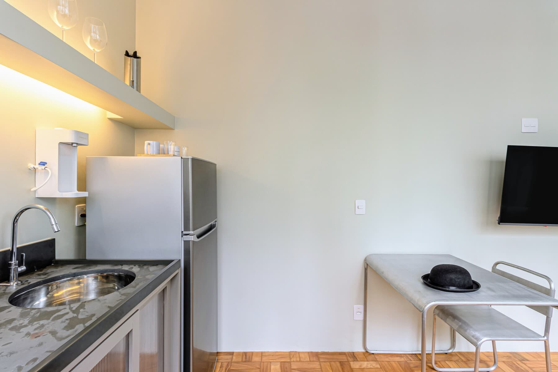 Charlie Petrah Vila Buarque