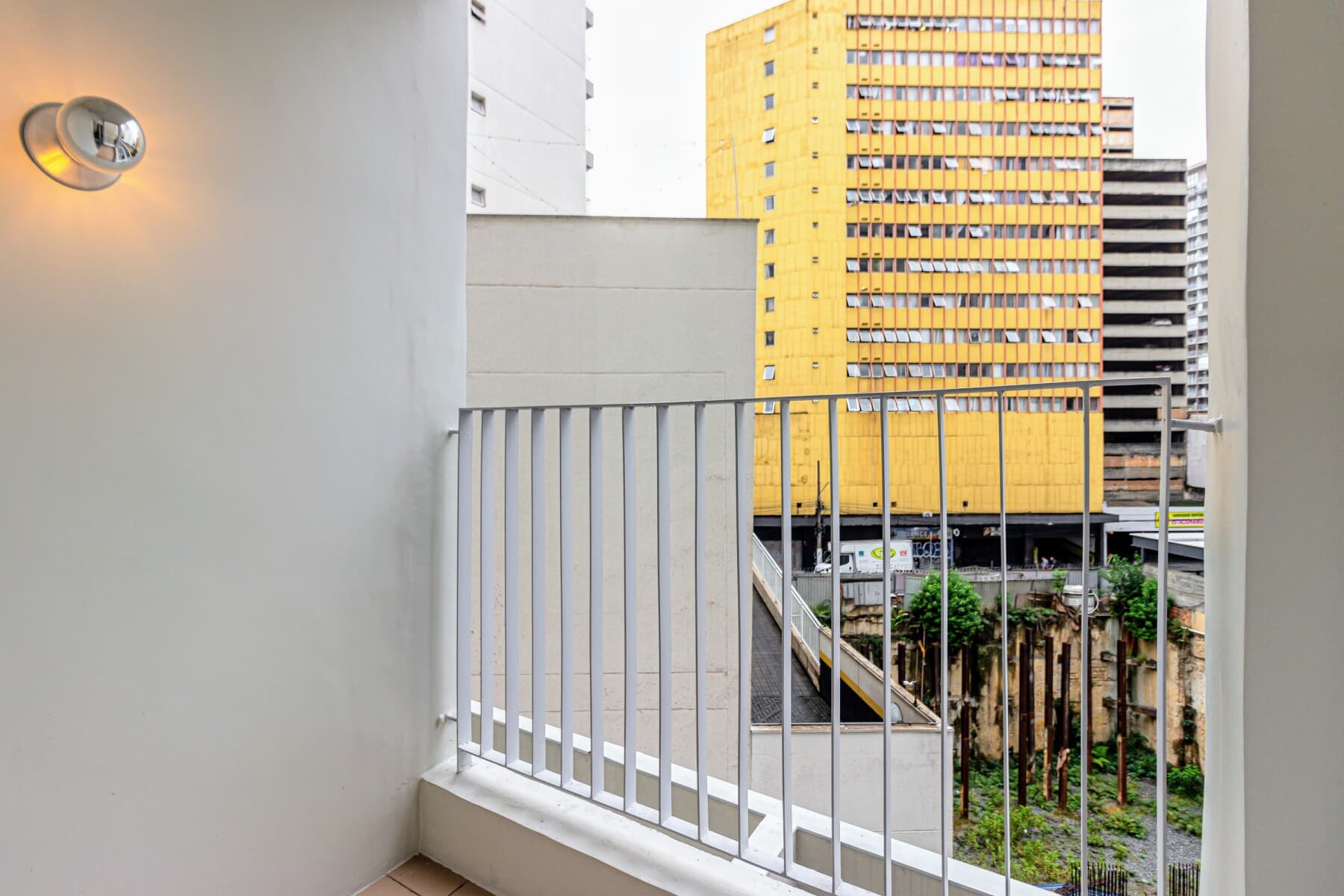 Charlie Petrah Vila Buarque