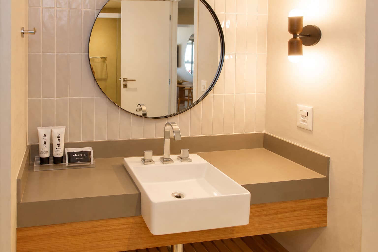 Charlie IPA Design Studios Ipanema