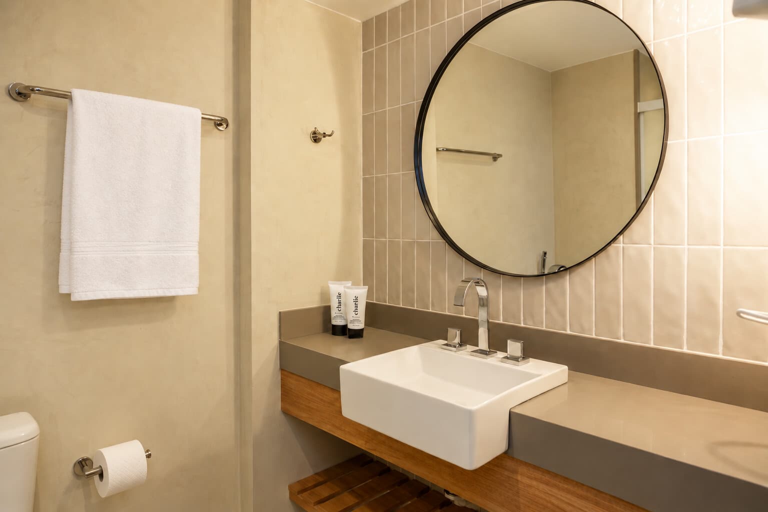 Charlie IPA Design Studios Ipanema