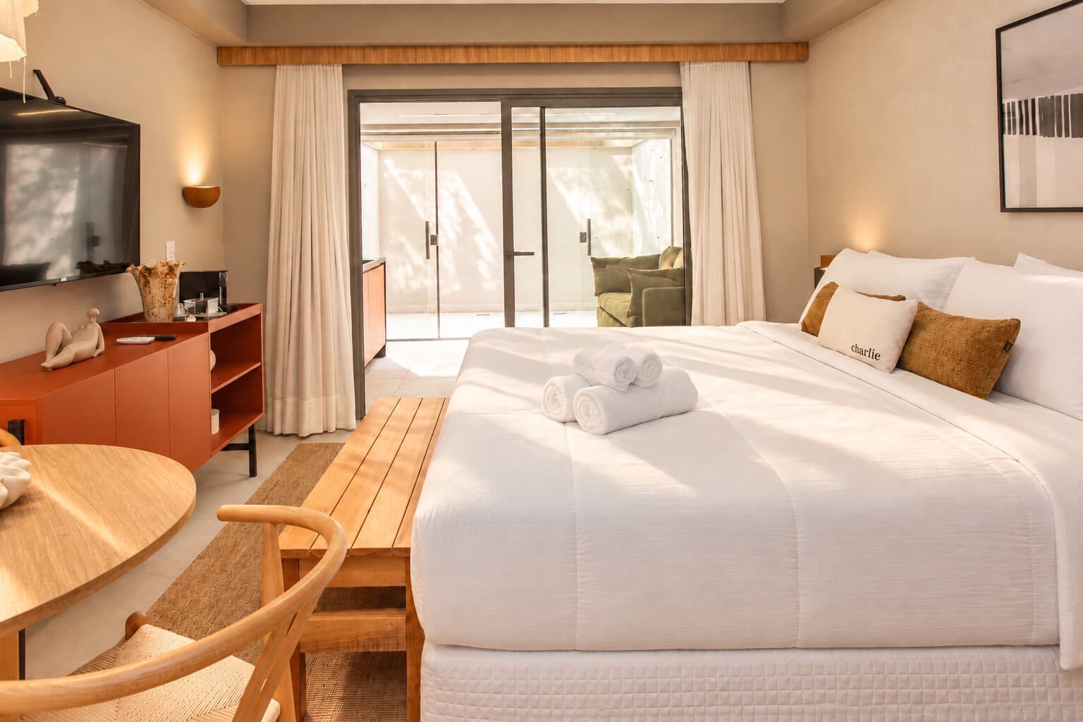 Charlie IPA Design Studios Ipanema