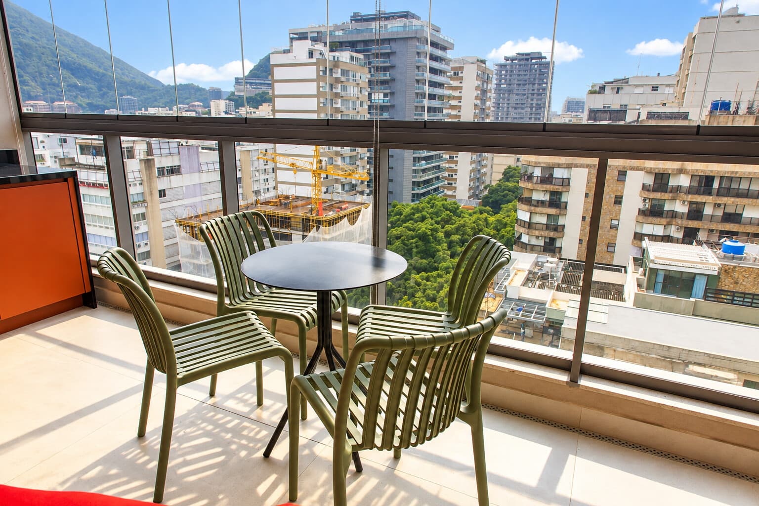 Charlie IPA Design Studios Ipanema